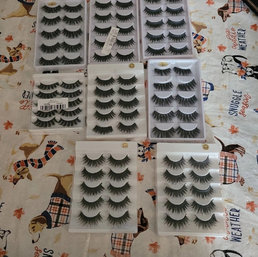 Eyelash lot